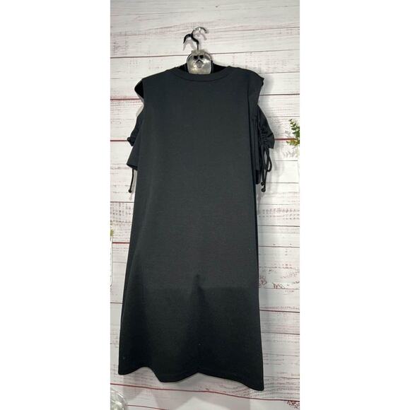 Women’s Be By Chetta B Cold Shoulder Little Black Dress Medium - Picture 3 of 3